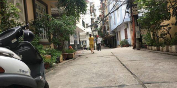 TUYỆT PHẨM PHỐ LƯƠNG KHÁNH THIỆN_ĐƯỜNG RỘNG 5M_45M2*5T_MT 4M. NHỈNH 3 TỶ.