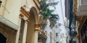 Bán nhà Hồ Đền Lừ cách hồ 50m LÔ GÓC 42M2 2.95 TỶ