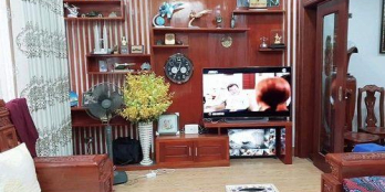 Bán gấp nhà 37m2 x 4T 2.4 tỷ ngõ 236 Đại Từ, gần chợ Đại Từ, hồ Linh Đàm 0948263775.