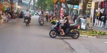 Chính chủ bán nhà mặt phố KĐT Định Công 75m2 0961678354