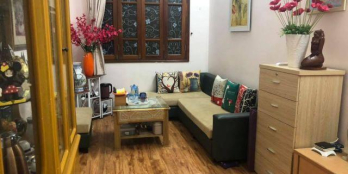 Nhà đẹp ngõ rộng thông về ở luôn 38m2 4T Trương Định 2.5 tỷ.