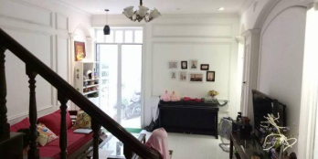 Bán Nhà Định Công Thượng nhà đẹp mới về ở luôn 34m2x4T, Mt 3.5m, giá 2,5 tỷ