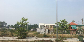 đất bầu vá chưa bao giờ rẻ đến thế