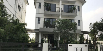 Biệt Thự MT QL1, 8x16 Cần bán gấp