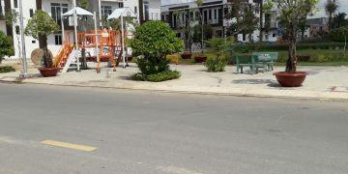 Bán nhà phố gần chợ Bình Chánh, 1 lầu 2pn 3wc, SHR giá 1,4 tỷ