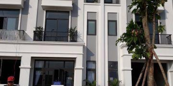 Nhà Đang Cbo Thuê 15tr/ Tháng, Đã Có Sổ, Sang Tên liền