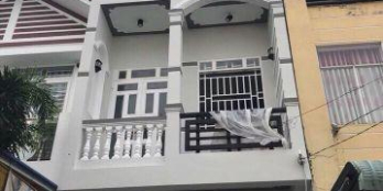 Nhà quốc lộ 1A, 1T2L, DT 8x16, Giá 1ty750. đang cho thuê 8tr/th