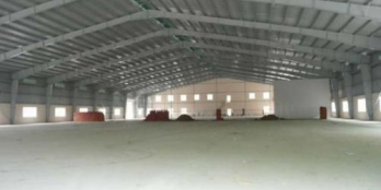 Do thua cá độ bóng đá cần chuyển  gấp xưởng diện tích 1750m2 mặt tiền Quốc lộ 50 Bình Chánh với giá 2,7 tỷ,có SHR . LH 0772992370 gặp A Tài