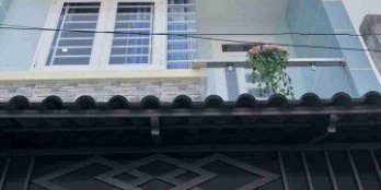 Bán Nhà Mặt Tiền Kinh Doanh Bình Chánh, 1 Trệt 2 Lầu, DT 4,5x20m, Giá 2 tỷ 250tr . LH 0981047299 Tâm.