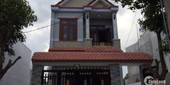 Bán gấp nhà mặt tiền 50m2 đường QL50 giá 750 triệu