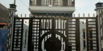 án nhà 1 trệt, 1 lầu Lê Lợi gần chợ Hóc Môn, 80m2, giá 1 tỷ, SHR, LH 0906320294