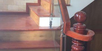 bán nhà mặt tiền hẻm đường lê văn lương nhà bao đẹp , siêu rẻ