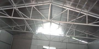 kho xưởng 300m mới xây dựng sát cầu chương dương.