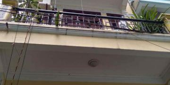 Khu Vip Ngọc Lâm, ô tô vào nhà, 61m2 x 5T, MT 4.5, chỉ 4.95 tỷ.