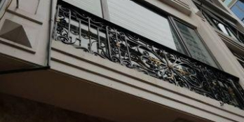 [Mới 3.3 tỷ] Bán nhà Ngô Gia Tự,Long Biên 5 tầng,40m2 x 3,6m, Cách phố 10m.Lh: 0989384909.