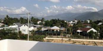 BÁN NHÀ MỚI 3 TẦNG CÁCH ĐƯỜNG 23/10 VĨNH HIỆP NHA TRANG 100M GIÁ  CHỈ 2.3 TỶ