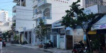 NHÀ MẶT TIỀN 78.7M2 ĐANG KINH  DOANH  ĐƯỜNG TRỊNH PHONG NHA TRANG GẦN BIỂN CẦN BÁN