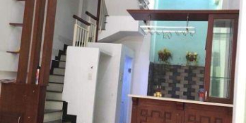 ban nha dep chinh chu quan 1 hem xe hoi