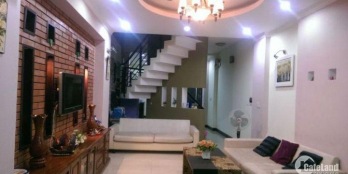 Bán nhà đất 2MT xây khách sạn 13p – Khu Phố Tây, phường Bến Thành, Quận 1, dt 4 x12m, giá 24 tỷ