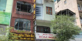 Bán nhà MT đường Phó Đức Chính, Quận 1, trệt, 4 lầu, DT: 4.1.x16, giá 33 tỷ