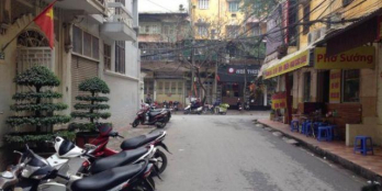 Cần bán gấp nhà HXH Bà Lê Chân, P.Tân Định, Quận 1.