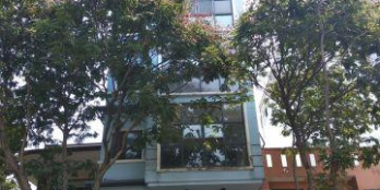 Bán gấp nhà mặt tiền Lê Thị Riêng, Bến Thành, Q1, DT 4x17m, 5 lầu, giá rẻ 26.5 tỷ