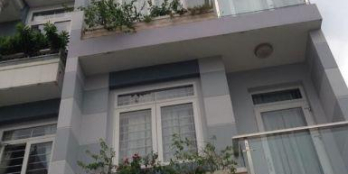 Bán nhà mặt tiền đối diện cao ốc A Ngô Gia Tự, P.3, Q.10, 130,6m2, 4,3 tỷ, 0909081478