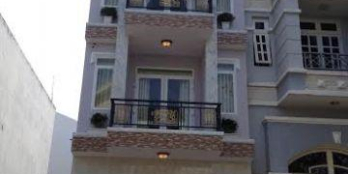 Bán nhà gấp 170m2 đường Lê Hồng Phong Quận 10 giá 2,46 tỷ  LH : 0773724045