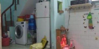 Bán nhà sổ chung gần Ngã tư Ga