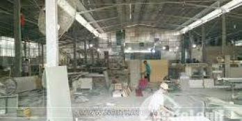 Cần ra đi gấp 975m2 Mặt Tiền Có sẵn 1 Kho sưởng gổ