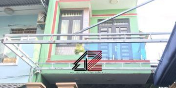 Nhà shr ngay trung tâm thạnh lộc cách ngã tư ga vào 500m vị trí siêu đẹp.