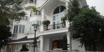 Villa mặt tiền ngay Xuân Thủy, Q2. DT 10 * 20m – 27.8 tỷ (TL)