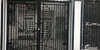 Bán nhà Mặt tiền trung tâm quận 4, DT 142m,  giá 3.9 tỷ 0332432730