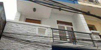 Cần sang gấp nhà nguyên căn quận 7,trong hẻm đường Nguyễn Văn Quỳ.