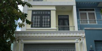 Cần bán nhà Nguyễn Thị Thập, Q7, mới xây 2 lầu, 80m2, giá bán nhanh 1 tỷ 750tr