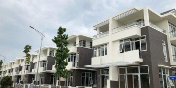 Biệt thự Q7- An ninh 24/24-133m2 1 hầm 2 lầu-1 trệt 10 tỷ-nhà phố 108m2- 8,9 tỷ SĐR 0932424238