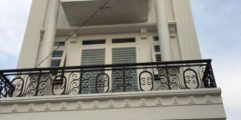 Quá rẻ, nhà MT Phạm Hùng, 5x20 2 lầu, 2,34 tỷ.