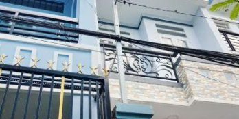 Bán nhà mới 2 lầu hẻm 154 đường Phong Phú Phường 12 Quận 8