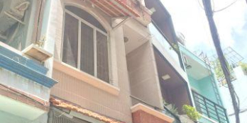Bán nhà 2 lầu hẻm 64 đường Âu Dương Lân Phường 3 Quận 8