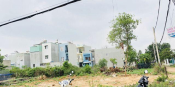 Bán nhà 1 trệt 2 lầu sân thượng ngay BV Bình tân