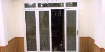 bán nhà mới 3 lầu, hẻm 6m, 1 tỷ 940tr