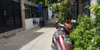 Di cư về Mỹ nên cần bán lại căn nhà gần 50m2, sát chợ Bình Trị Đông