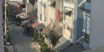 bán nhà chính chủ, 1 trệt 2 lầu, hẻm xe hơi, 4 tỷ 2