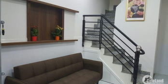 Nhà đối diện Diamond Place Hồ Văn Huê, Phú Nhuận, 50 m2, 4.65 tỷ