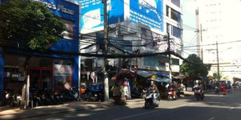 Chính chủ bán nhà MT Phan Xích Long-Phan Đăng Lưu, DT: 8.1x18, 3 lầu, giá 52 Tỷ