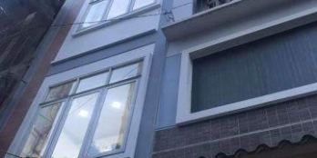 Chính chủ bán gấp nhà HXH 35M2 Phan Xích Long 3 Tầng chỉ 5.3 tỷ.