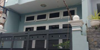 Bán nhà 1 xẹt Phan Sào Nam, 4,6x14,5, 1 lầu đúc, Hẻm xe hơi