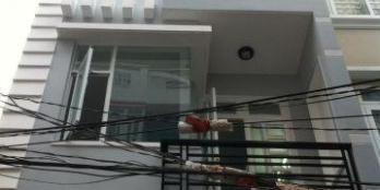 Chủ nhà cần bán gấp nhà HXH đường Phổ Quang,Tân Bình, DT: 4 x 18, Giá 9.5 Tỷ.