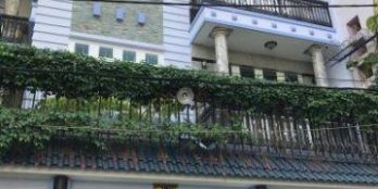 Xuất cảnh bán gấp biệt thự Yên Thế, Phường 2, DT 7.3x24m, 2 lầu. Giá: 23.5 tỷ TL