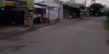 BÁN căn nhà 4,6 x 16,5 đường Bạch Đằng ( cách sân bay tân sơn nhất 400m) hẻm 6m - 1 trệt 3 lầu + sân thượng trước + sau - 1 bếp. 1